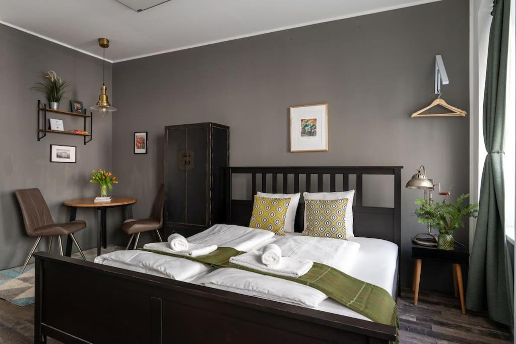 Sleek Studio By City Center By Hm Vienne Extérieur photo