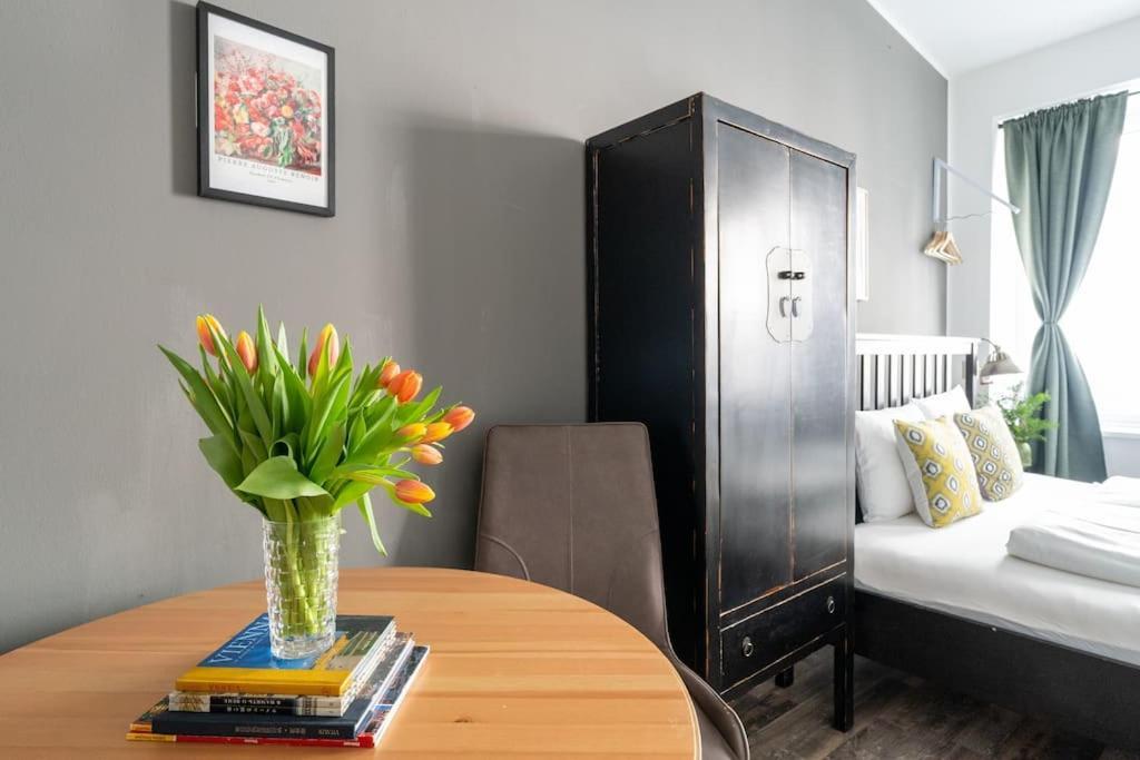 Sleek Studio By City Center By Hm Vienne Extérieur photo