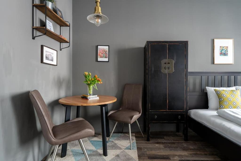 Sleek Studio By City Center By Hm Vienne Extérieur photo