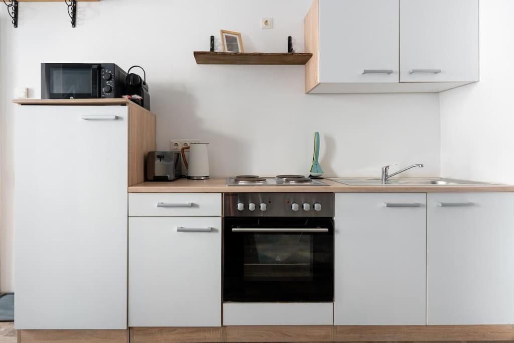 Sleek Studio By City Center By Hm Vienne Extérieur photo