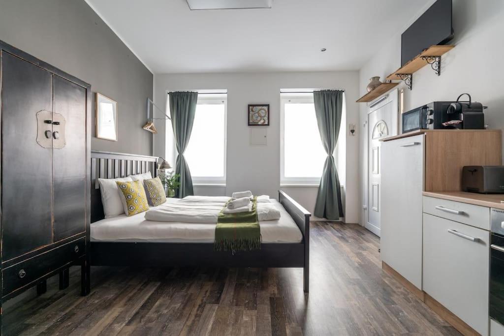 Sleek Studio By City Center By Hm Vienne Extérieur photo